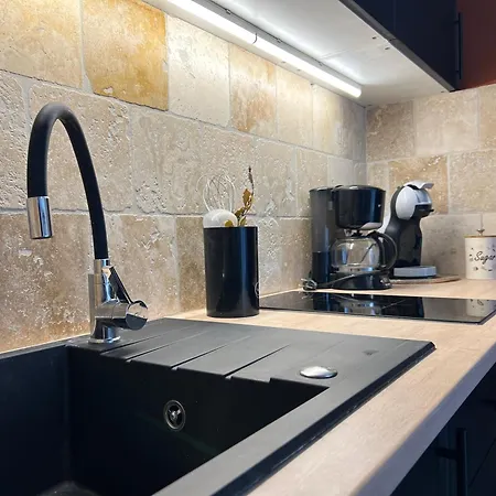 L'etape Cosy, Parking Gratuit