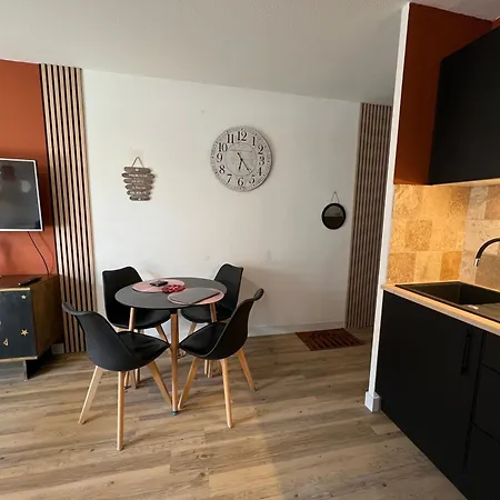 L'etape Cosy, Parking Gratuit *