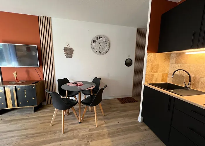 L'etape Cosy, Parking Gratuit *